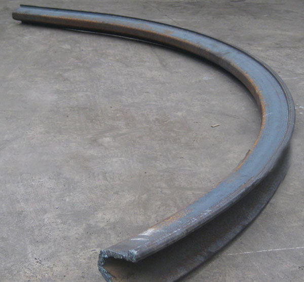 U型钢支架棚腿回收后，怎样进行加固和支护？