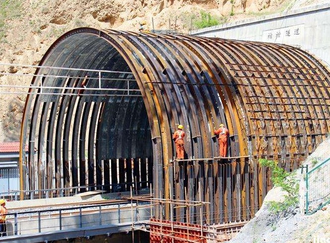 U型钢支架施工搭建步骤